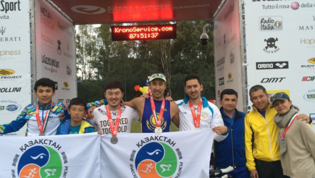Триатлонист из Шымкента занял третье место на турнире в Италии