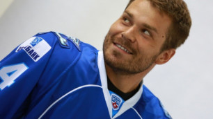 Нападающий сборной Казахстана по хоккею Алексей Воронцов перешел в "Барыс"