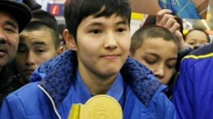 Чемпионка мира по боксу Назым Кызайбай взяла лишь "бронзу" на турнире в Атырау