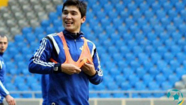 Защитник сборной Казахстана по футболу Елдос Ахметов перешел в "Тобол"