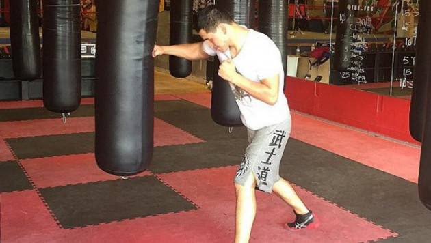 Казахстанский боксер Тураров отправил в нокаут своего спарринг-партнера