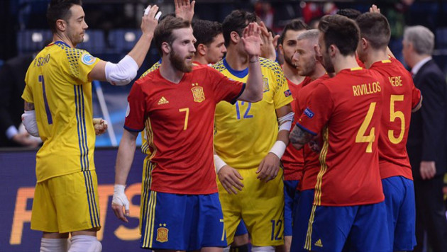 Испания с первого места вышла из группы на чемпионате Европы по футзалу