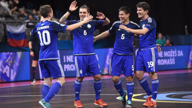 Сборная Казахстана по футзалу в четвертьфинале Евро победила Италию