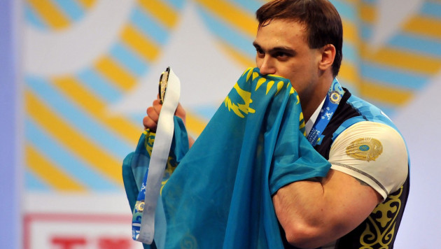 Илья Ильин признан лучшим тяжелоатлетом мира по итогам 2015 года