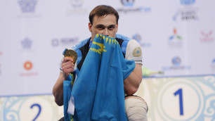 Министр культуры и спорта поздравил Илью Ильина со званием лучшего тяжелоатлета мира