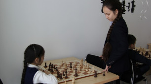 В Алматы открылся филиал шахматной академии Жансаи Абдумалик
