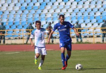 Марин Аничич (в синем). Фото с сайта ФК "Астана"