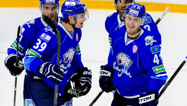 Доус, Бойд и Боченски вошли в расширенный состав сборной Казахстана на ЧМ-2016 по хоккею