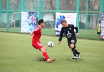 Андрей Аршавин (справа) в матче с "Акжайыком". Фото с сайта ФК "Кайрат".