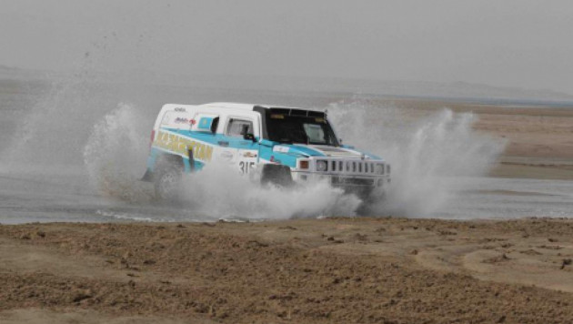Оба экипажа MobilEx Racing Team вошли в Топ-10 по итогам первого дня ралли в Катаре
