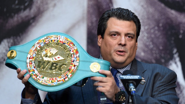 Де Ла Хойя может "мариновать" бой с Головкиным, а мы можем отобрать пояс у Альвареса - президент WBC
