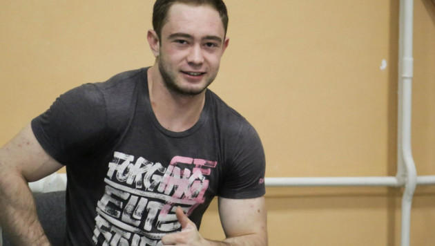 Казахстанец Денис Уланов стал чемпионом Азии по тяжелой атлетике