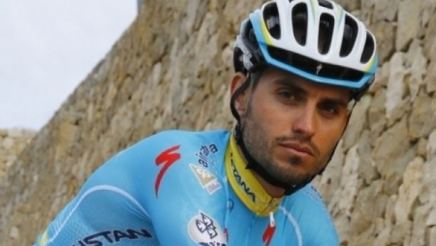 Велогонщик "Астаны" сошел с "Джиро д'Италия" из-за травмы