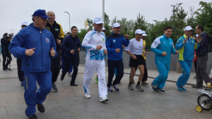 Серик Сапиев и Иван Дычко приняли участие в Олимпийском дне в Астане