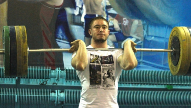 Денис Уланов выиграл чемпионат Казахстана после отказа Владимира Седова