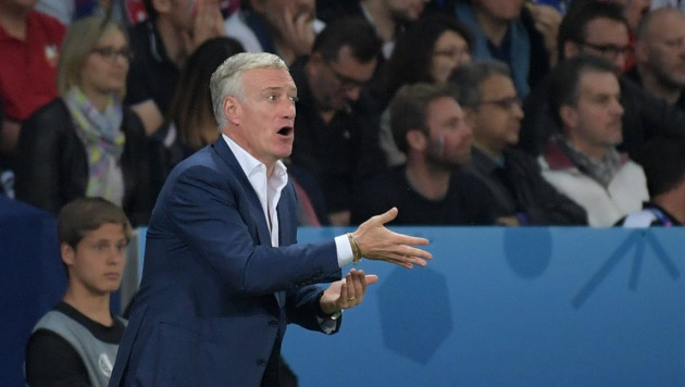 Главный тренер сборной Франции раскритиковал состояние полей на Евро-2016
