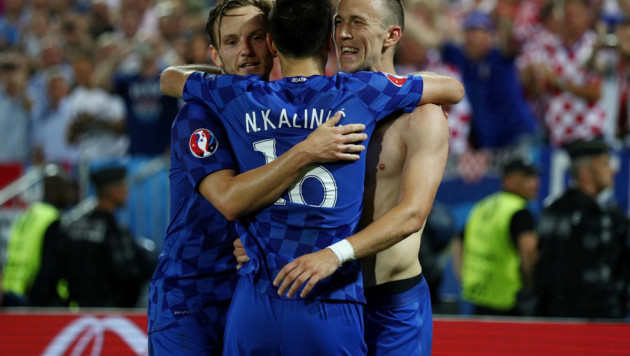 Хорватия одержала волевую победу над Испанией и вышла в плей-офф Евро-2016 с первого места