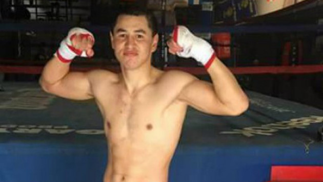Казахстанский боксер Тураров встретится с 40-летним соперником из Бразилии