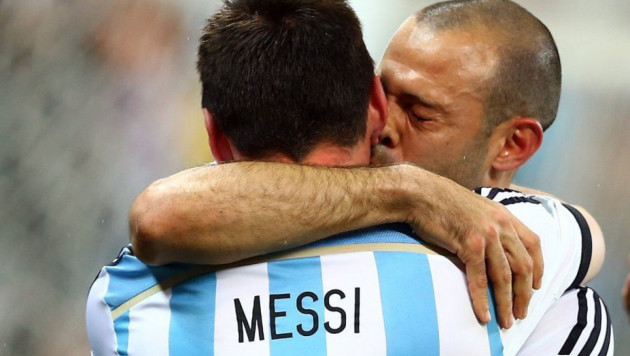 Маскерано и Агуэро вслед за Месси завершили карьеру в сборной Аргентины