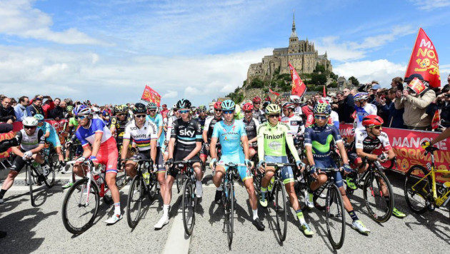 Нибали и Ару завершили первый этап "Тур де Франс" в числе 50-ти лучших