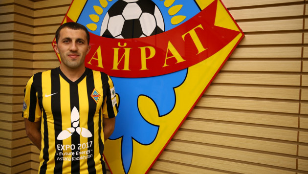 Гафуржан Суюмбаев подписал контракт с "Кайратом" на 2,5 года