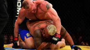 Брок Леснар побил рекорд Конора МакГрегора по гонорарам за бой на UFC