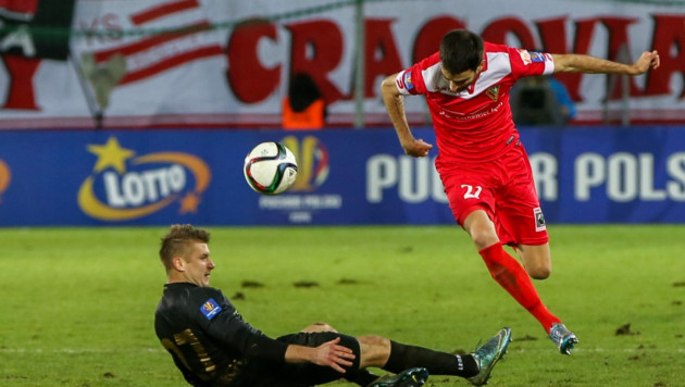 Сербский футболист забил гол-красавец в свои ворота