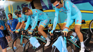 Репортаж с "разделки". Как "Астана" ведет борьбу за подиум на "Тур де Франс"