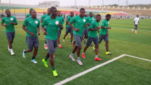 Нигерийские футболисты рискуют пропустить матч на Олимпиаде из-за проблем с чартером