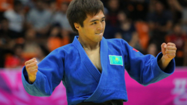 Елдос Сметов пробился в 1/4 финала Олимпийских игр-2016