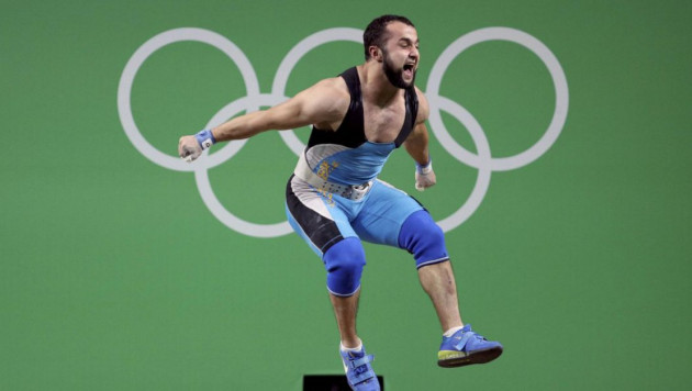 Азербайджанский штангист Рахимов стал олимпийским чемпионом - Azerisport.com