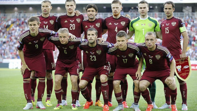 Футболисты сборной России сыграли вничью с Турцией в дебютном матче Черчесова