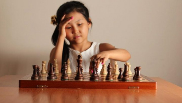 Казахстанская федерация шахмат прокомментировала решение команды Асаубаевой выступать за Россию