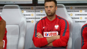Вратарь сборной Польши вспомнил про Бората перед матчем с Казахстаном