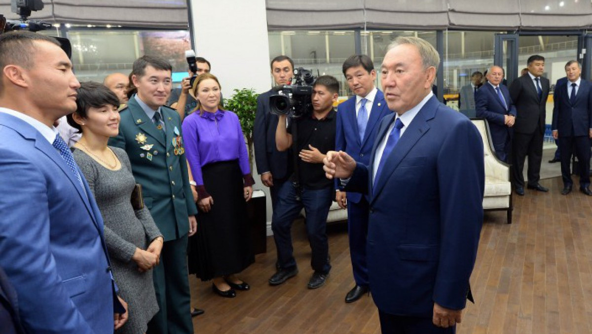 Плавание - первая звездочка у нас есть. Я думаю, за ним пойдут другие - Нурсултан Назарбаев