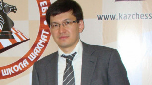 Дармен Садвакасов рассказал о Бибисаре Асаубаевой и открытии своей академии