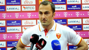 Хижниченко - отличный и техничный игрок с сильным ударом - вратарь сборной Черногории