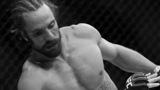 Боец UFC умер после нескольких дней в коме