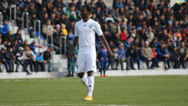 Акима Алматинской области вызовут в суд из-за увольнения африканского футболиста "Жетысу"