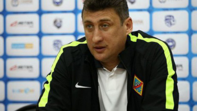 "Кайрат" продлил контракт с главным тренером Цхададзе на три года