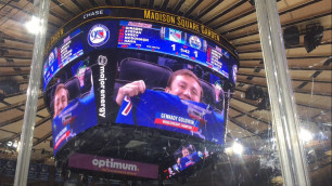 Madison Square Garden тепло встретил появление на матче НХЛ Геннадия Головкина 