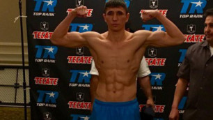 Казахстанский боксер Мадияр Ашкеев прошел взвешивание перед боем в США