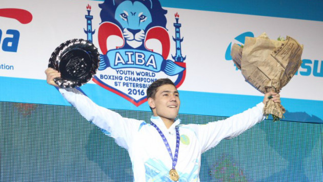 Казахстанский боксер-нокаутер стал чемпионом мира