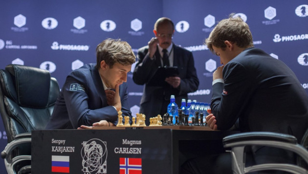 Норвежец Магнус Карлсен защитил звание чемпиона мира по шахматам