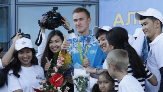 Назарбаев раскрыл секрет побед олимпийского чемпиона Баландина