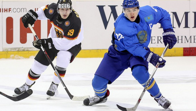 Казахстанская "молодежка" пропустила пять шайб от немцев в стартовом матче ЧМ по хоккею