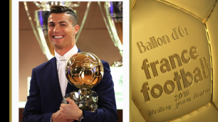 Криштиану Роналду выиграл "Золотой мяч" и признан лучшим игроком мира по итогам 2016 года