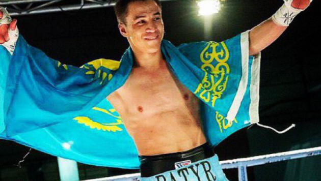 Казахстанский боксер Батыр Джукембаев впервые на профи-ринге победил не досрочно