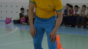Двукратный серебряный призер Олимпийских игр Булат Джумадилов провел урок физкультуры в Кокшетау