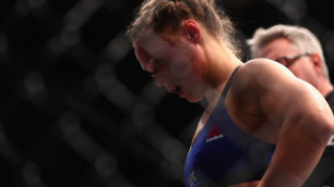 Видео боя Ронда Роузи - Аманда Нуньес на турнире UFC 207 